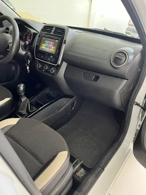 RENAULT Kwid 1.0 12V 4P SCE FLEX INTENSE, Foto 9