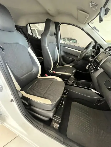 RENAULT Kwid 1.0 12V 4P SCE FLEX INTENSE, Foto 10