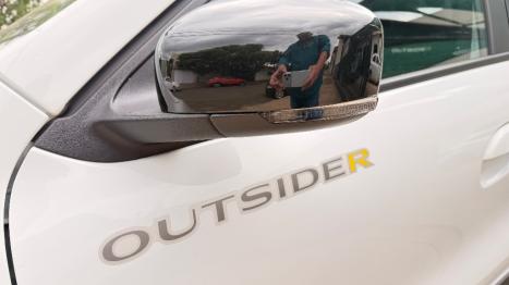 RENAULT Kwid 1.0 12V 4P SCE FLEX OUTSIDER, Foto 17