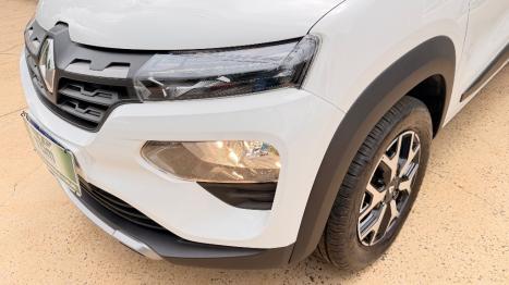 RENAULT Kwid 1.0 12V 4P SCE FLEX OUTSIDER, Foto 16