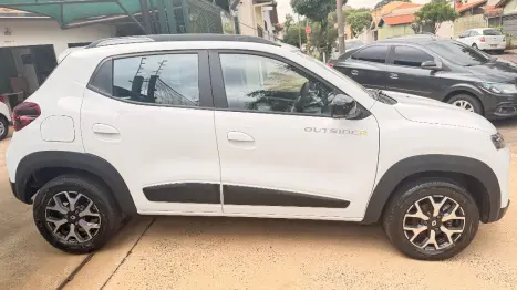 RENAULT Kwid 1.0 12V 4P SCE FLEX OUTSIDER, Foto 3