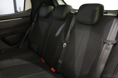 RENAULT Kwid 1.0 12V 4P SCE FLEX OUTSIDER, Foto 8