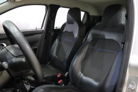 RENAULT Kwid 1.0 12V 4P SCE FLEX INTENSE, Foto 7