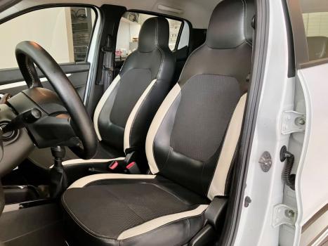 RENAULT Kwid 1.0 12V 4P SCE FLEX INTENSE, Foto 20