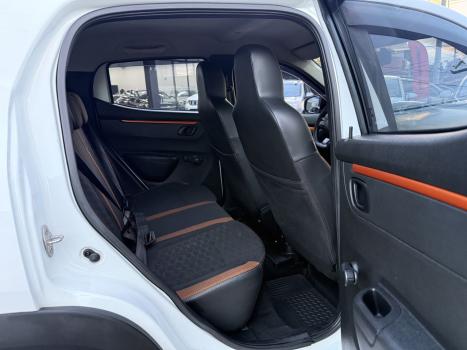 RENAULT Kwid 1.0 12V 4P SCE FLEX OUTSIDER, Foto 9
