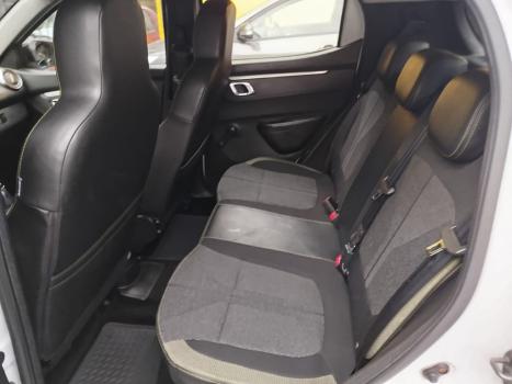 RENAULT Kwid 1.0 12V 4P SCE FLEX OUTSIDER, Foto 4