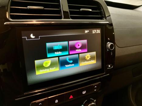 RENAULT Kwid 1.0 12V 4P SCE FLEX INTENSE, Foto 13
