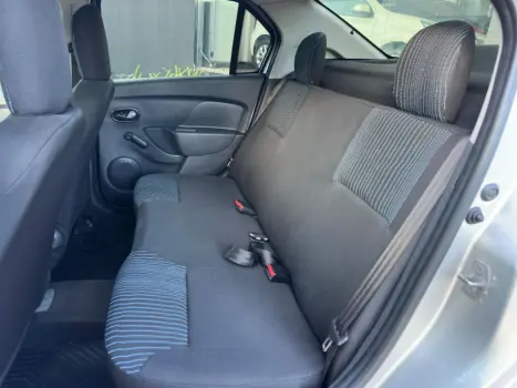 RENAULT Logan 1.0 12V 4P FLEX SCE AUTHENTIQUE, Foto 12