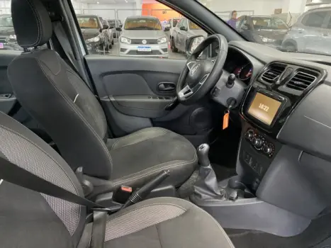 RENAULT Logan 1.0 12V 4P FLEX SCE ZEN, Foto 8