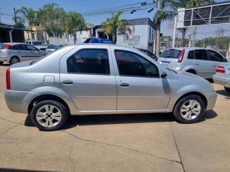 RENAULT Logan 1.0 16V 4P FLEX AUTHENTIQUE, Foto 3
