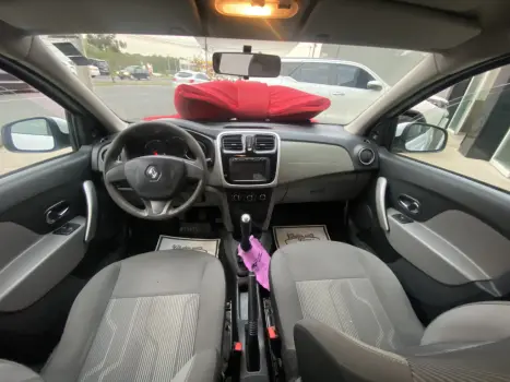 RENAULT Logan 1.0 16V 4P FLEX EXPRESSION, Foto 3 RENAULT Logan 1.0 16V 4P FLEX EXPRESSION, Foto 3