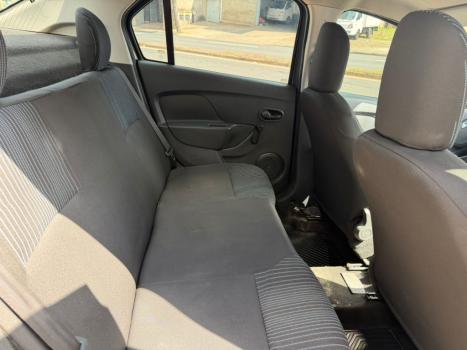 RENAULT Logan 1.0 16V 4P FLEX AUTHENTIQUE, Foto 9