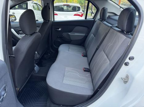 RENAULT Logan 1.6 16V 4P FLEX EXPRESSION, Foto 8