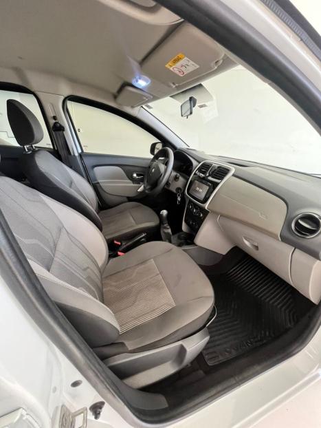 RENAULT Logan 1.6 16V 4P FLEX EXPRESSION, Foto 9