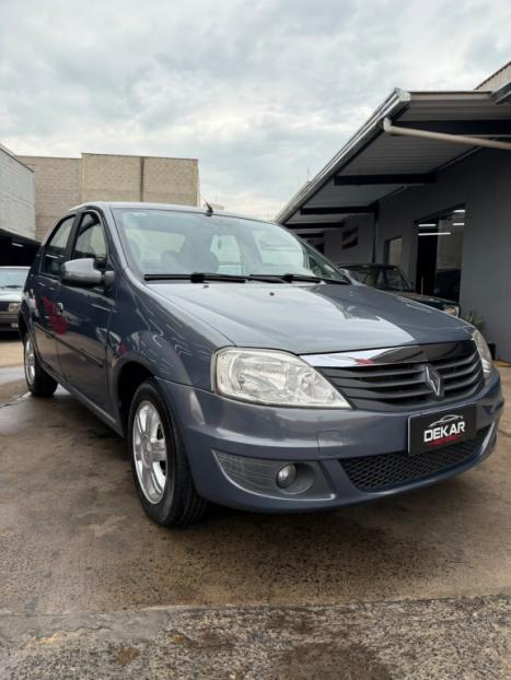 RENAULT Logan 1.6 16V 4P FLEX EXPRESSION AUTOMÁTICO, Foto 1