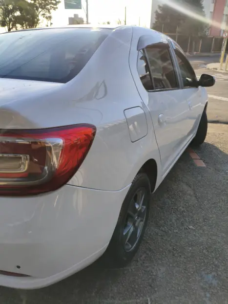 RENAULT Logan 1.6 4P FLEX DINAMIQUE, Foto 6 RENAULT Logan 1.6 4P FLEX DINAMIQUE, Foto 6