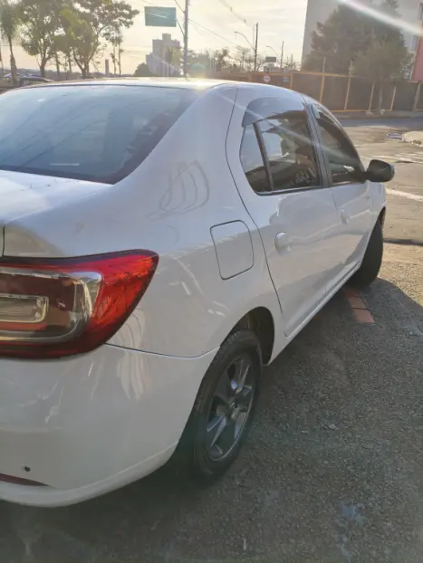 RENAULT Logan 1.6 4P FLEX DINAMIQUE, Foto 7 RENAULT Logan 1.6 4P FLEX DINAMIQUE, Foto 7