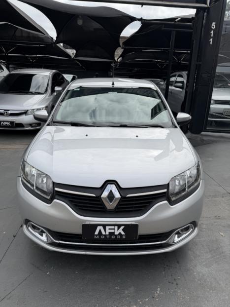 RENAULT Logan 1.6 4P FLEX DINAMIQUE, Foto 2