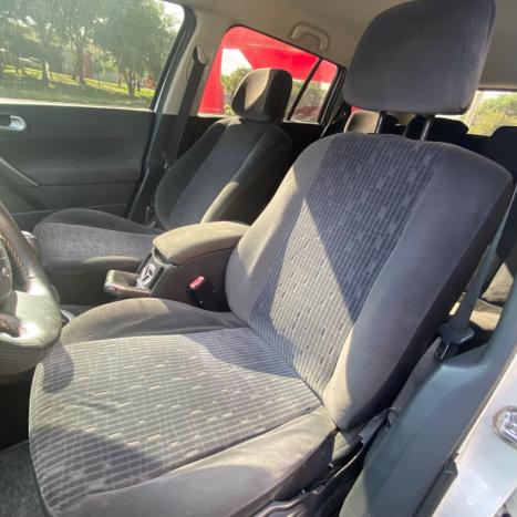 RENAULT Megane Grand Tour 1.6 16V 4P FLEX DYNAMIQUE, Foto 6