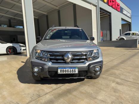 RENAULT Oroch 1.3 16V 4P OUTSIDER TURBO TCe AUTOMTICO CVT, Foto 2
