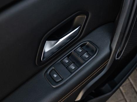 RENAULT Oroch 1.3 16V 4P OUTSIDER TURBO TCe AUTOM�TICO CVT, Foto 22