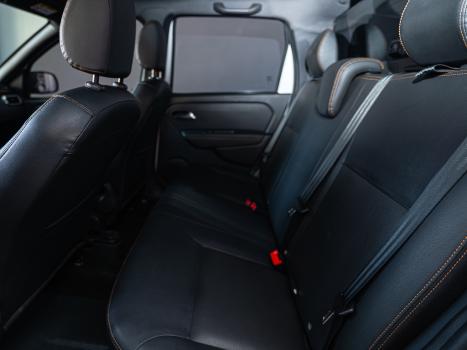 RENAULT Oroch 1.3 16V 4P OUTSIDER TURBO TCe AUTOM�TICO CVT, Foto 23