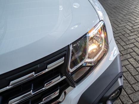 RENAULT Oroch 1.3 16V 4P OUTSIDER TURBO TCe AUTOM�TICO CVT, Foto 26