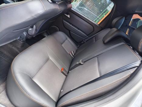 RENAULT Oroch 1.3 16V 4P OUTSIDER TURBO TCe AUTOM�TICO CVT, Foto 11