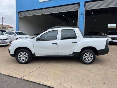 RENAULT Oroch 1.6 16V 4P FLEX INTENSE, Foto 8