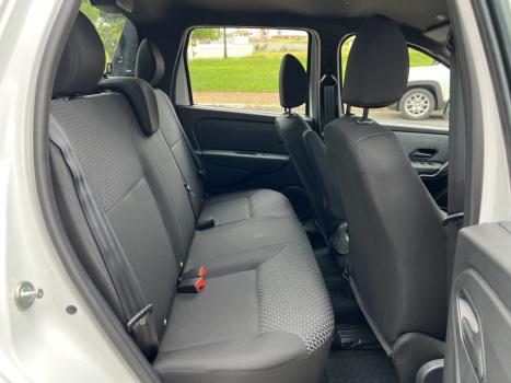 RENAULT Oroch 1.6 16V 4P FLEX INTENSE, Foto 11