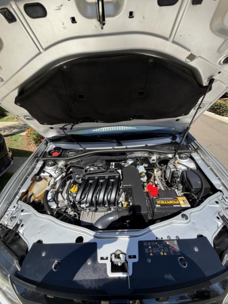 RENAULT Oroch 1.6 16V 4P FLEX EXPRESSION, Foto 2