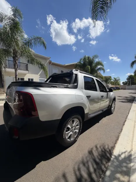 RENAULT Oroch 1.6 16V 4P FLEX EXPRESSION, Foto 6