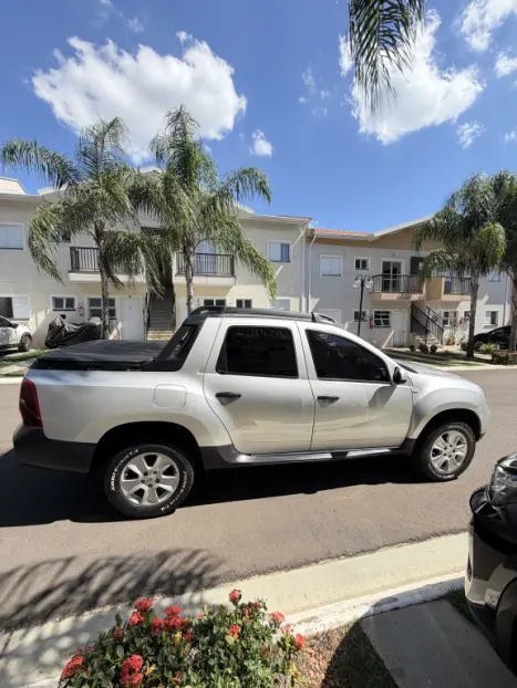 RENAULT Oroch 1.6 16V 4P FLEX EXPRESSION, Foto 8