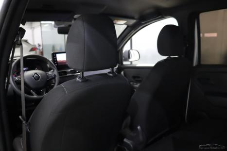 RENAULT Oroch 1.6 16V 4P FLEX INTENSE, Foto 9