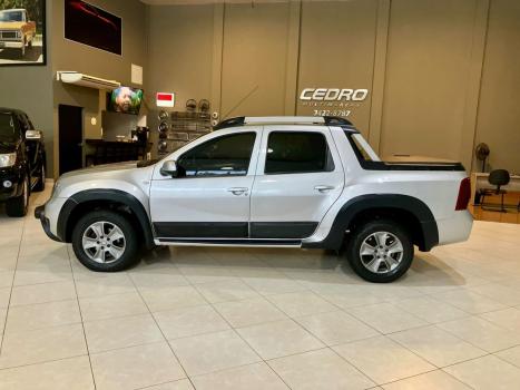 RENAULT Oroch 2.0 16V 4P FLEX DYNAMIQUE AUTOM�TICO, Foto 2