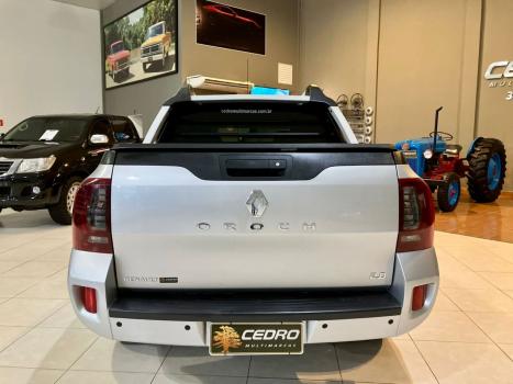 RENAULT Oroch 2.0 16V 4P FLEX DYNAMIQUE AUTOM�TICO, Foto 4