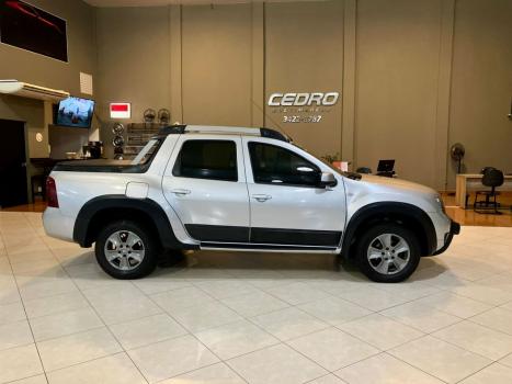 RENAULT Oroch 2.0 16V 4P FLEX DYNAMIQUE AUTOM�TICO, Foto 6