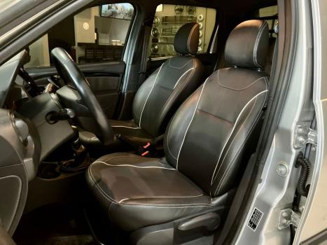 RENAULT Oroch 2.0 16V 4P FLEX DYNAMIQUE AUTOM�TICO, Foto 9