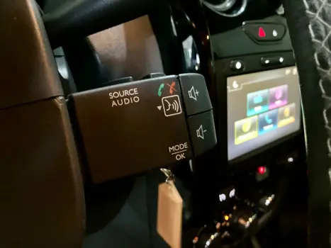 RENAULT Oroch 2.0 16V 4P FLEX DYNAMIQUE AUTOM�TICO, Foto 15