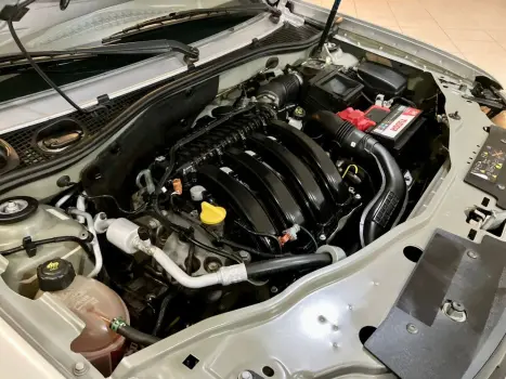 RENAULT Oroch 2.0 16V 4P FLEX DYNAMIQUE AUTOM�TICO, Foto 30