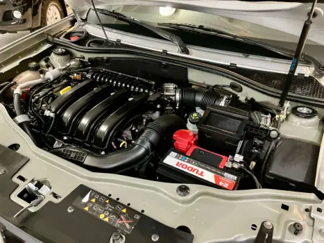 RENAULT Oroch 2.0 16V 4P FLEX DYNAMIQUE AUTOM�TICO, Foto 31