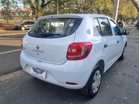 RENAULT Sandero 1.0 4P FLEX AUTHENTIQUE, Foto 6 RENAULT Sandero 1.0 4P FLEX AUTHENTIQUE, Foto 6