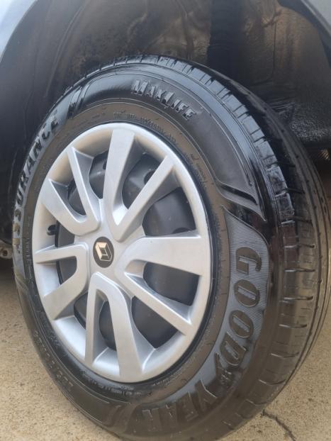 RENAULT Sandero 1.0 16V 4P FLEX AUTHENTIQUE, Foto 9 RENAULT Sandero 1.0 16V 4P FLEX AUTHENTIQUE, Foto 9