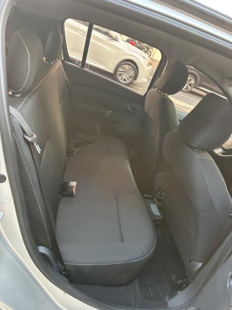 RENAULT Sandero 1.0 16V 4P FLEX AUTHENTIQUE, Foto 11