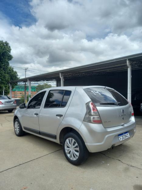 RENAULT Sandero 1.0 16V 4P FLEX AUTHENTIQUE, Foto 3