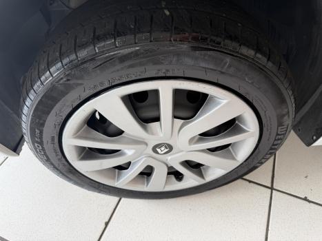 RENAULT Sandero 1.0 16V 4P FLEX AUTHENTIQUE, Foto 9