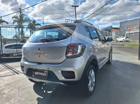 RENAULT Sandero 1.6 16V 4P FLEX STEPWAY RIP CURL, Foto 6