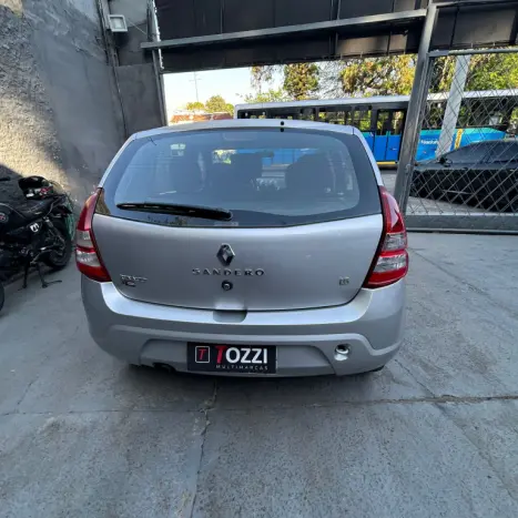 RENAULT Sandero 1.6 16V 4P FLEX SCE EXPRESSION, Foto 4 RENAULT Sandero 1.6 16V 4P FLEX SCE EXPRESSION, Foto 4
