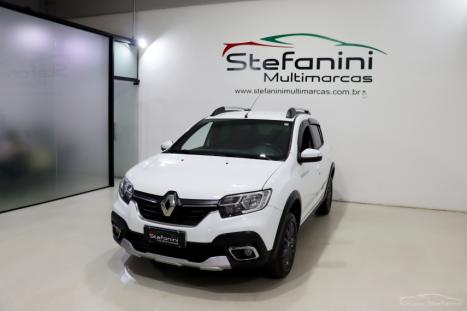 RENAULT Sandero 1.6 16V 4P FLEX SCE STEPWAY DINAMIQUE, Foto 1 RENAULT Sandero 1.6 16V 4P FLEX SCE STEPWAY DINAMIQUE, Foto 1