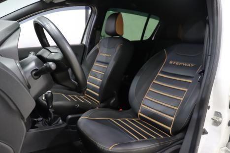 RENAULT Sandero 1.6 16V 4P FLEX SCE STEPWAY DINAMIQUE, Foto 7 RENAULT Sandero 1.6 16V 4P FLEX SCE STEPWAY DINAMIQUE, Foto 7